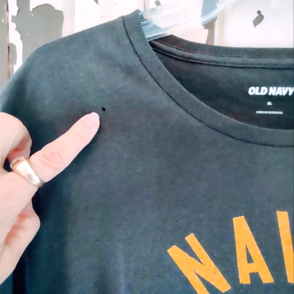 BE KIND XL OLD NAVY NWT SMILEY WORLD - Picture 6 of 7